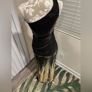 Black Ruched One Shoulder Gown